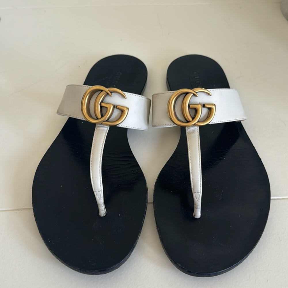 Gucci Marmont GG Thong Sandal 37